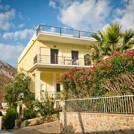 Värdshus Alga Luxury Panormos (Kalymnos)