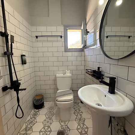 Alga Luxury Värdshus *